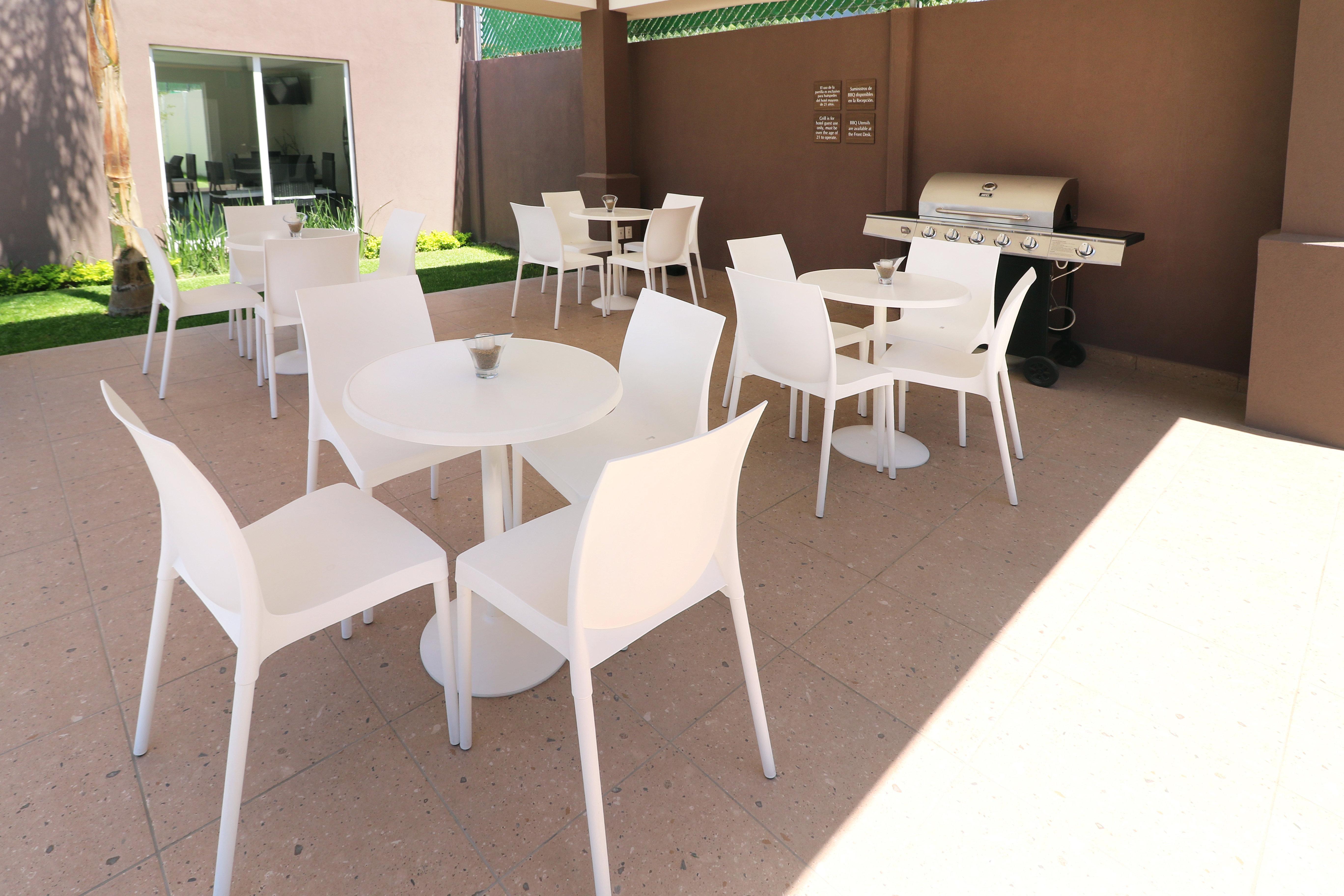 Candlewood Suites Celaya Селая Экстерьер фото